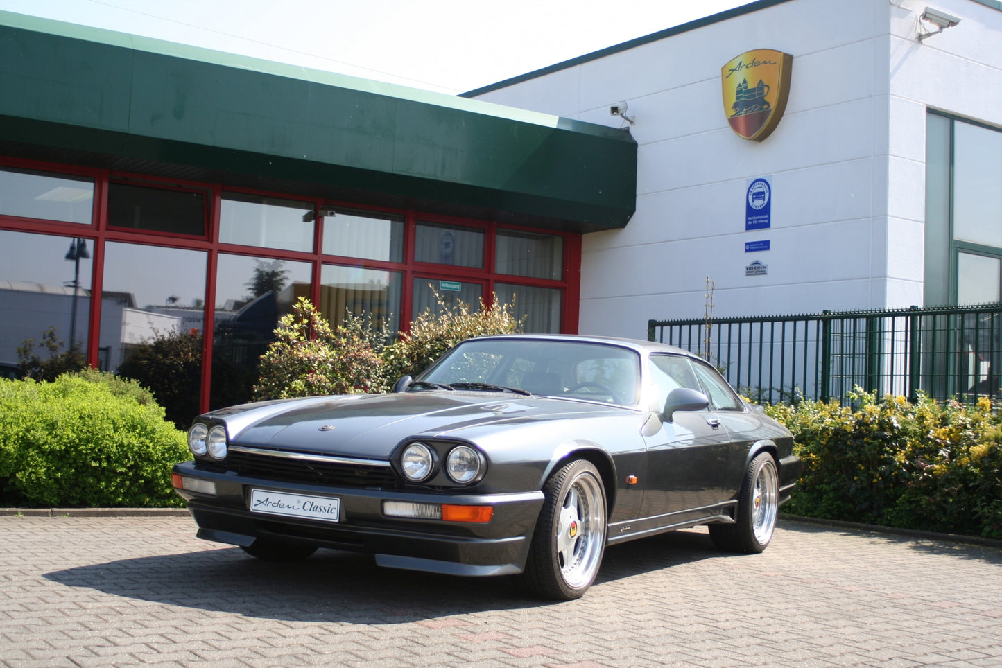 Arden aerodynamic front bumper for Jaguar XJS