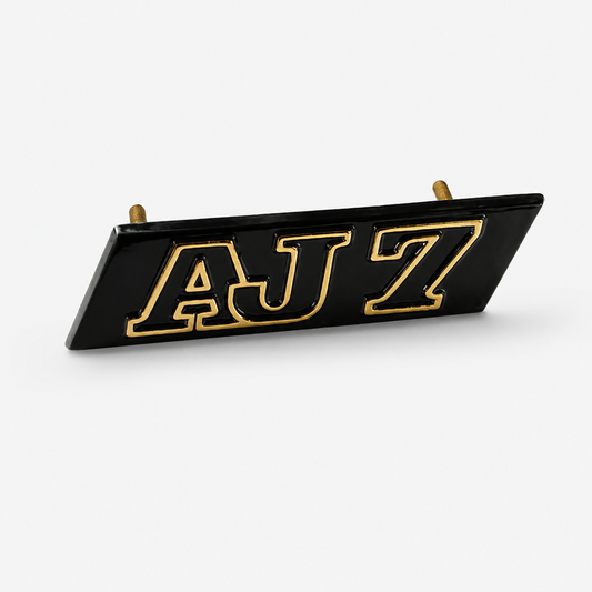 AJ 7 Typenschild