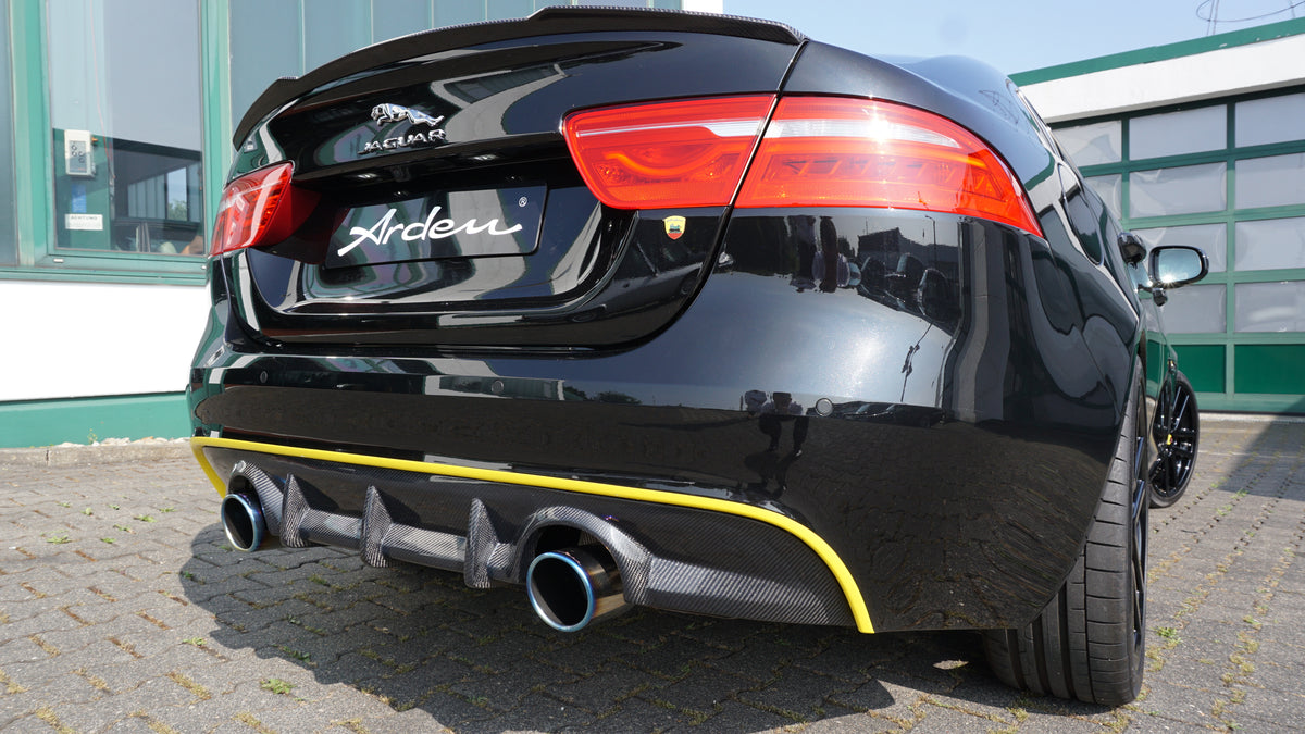 Jaguar XE Heckspoilerlippe Carbon