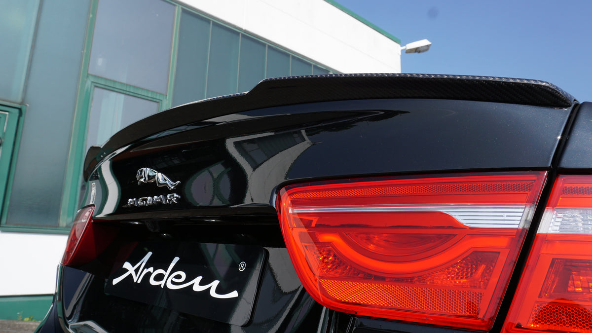 Jaguar XE Heckspoilerlippe Carbon