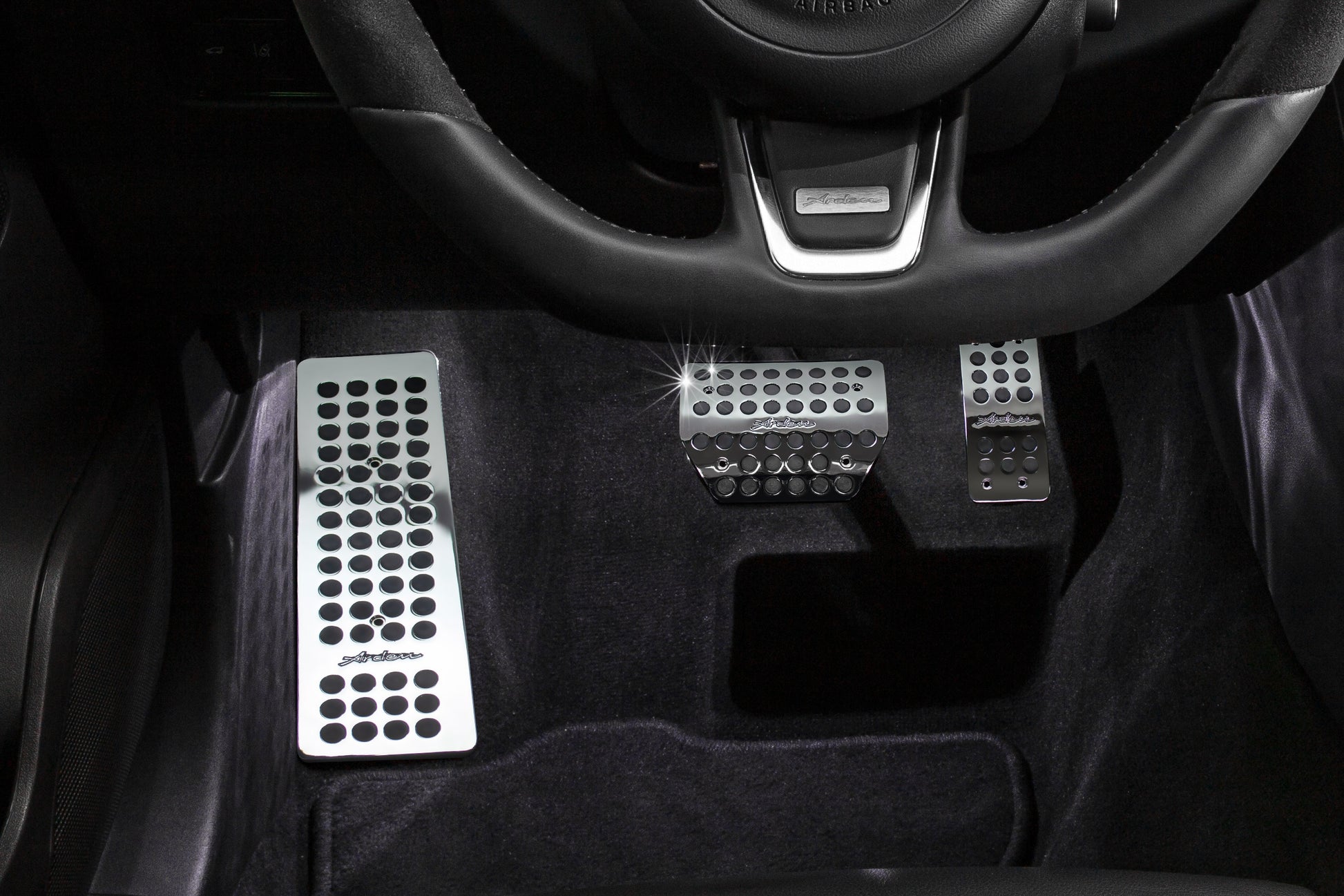 aluminium pedale auto Arden aluminum pedal set with footrest for Jaguar F-Type – Arden Online Shop