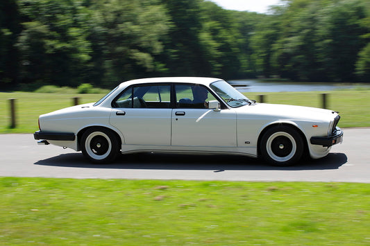 Arden Aerodynamik Schwellersatz für XJ 4,2l und 5,3l